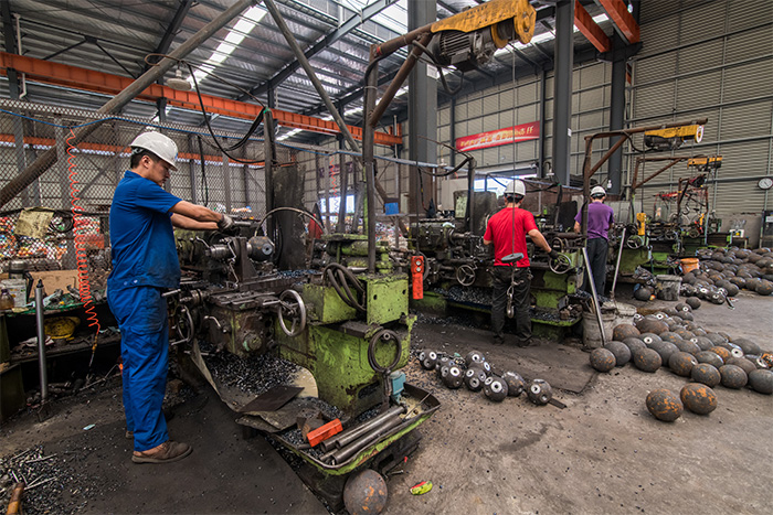 海东网架配件车间